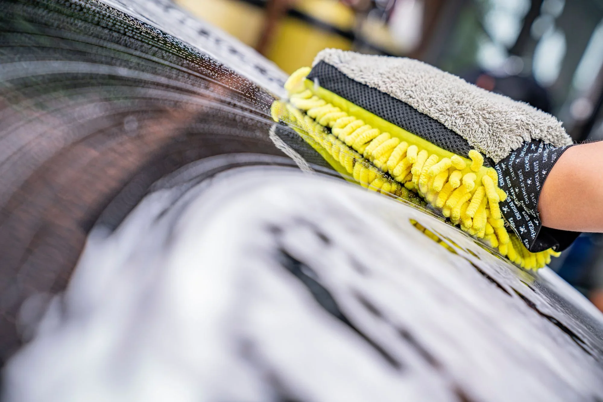 3-Way Premium Wash Mitt 2 3-Way Premium Wash Mitt