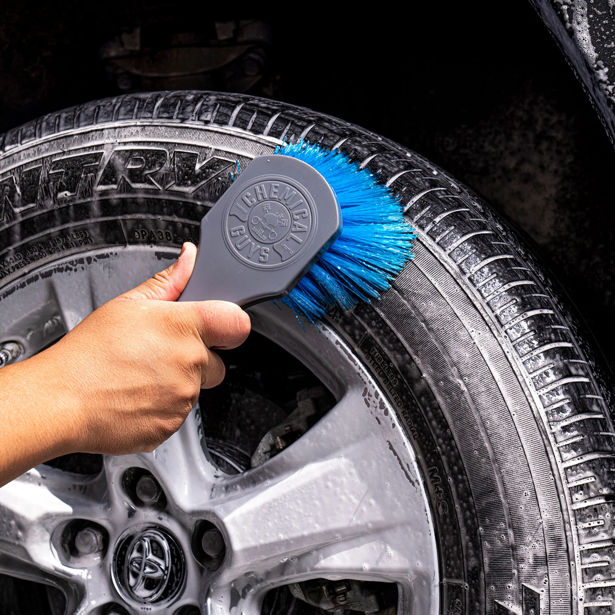 Big Blue Stiffy Heavy Duty Tire Brush 9 Big Blue Stiffy Heavy Duty Tire Brush