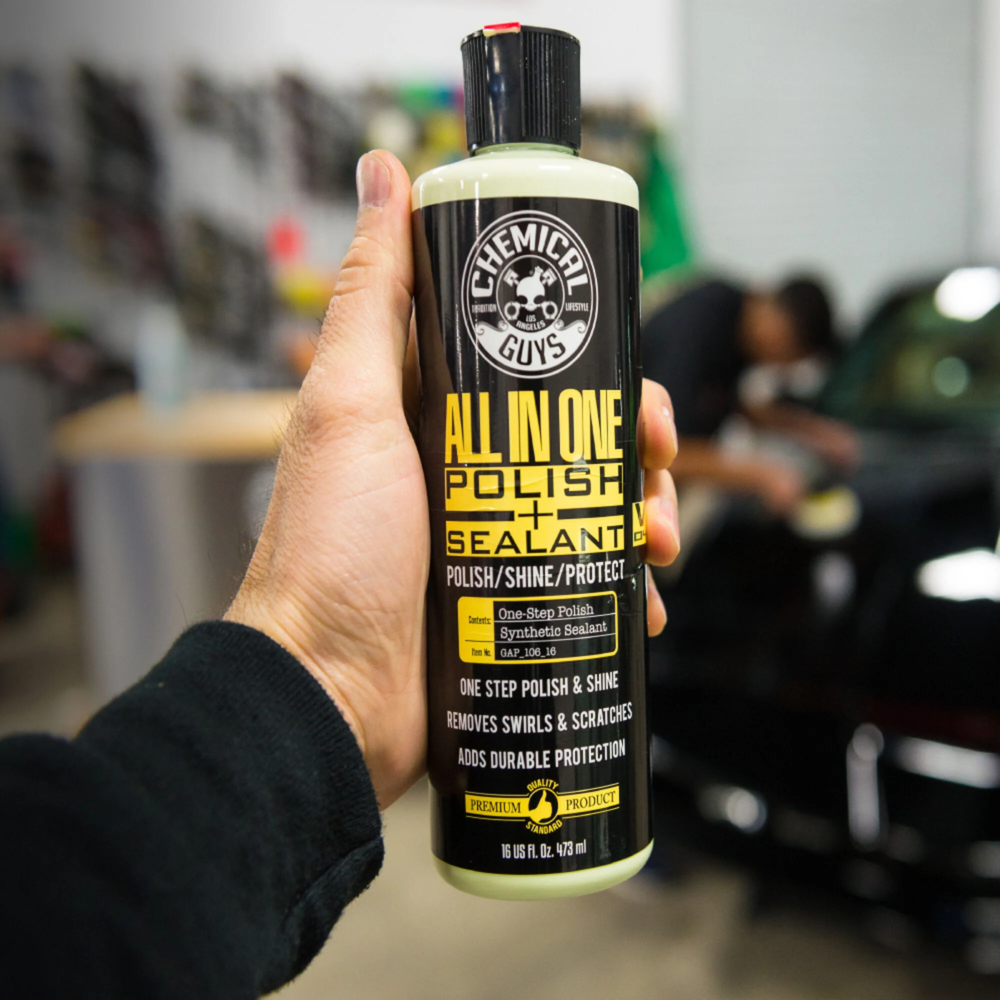 V4 All-in-One Polish & Sealant 4 V4 All-in-One Polish & Sealant